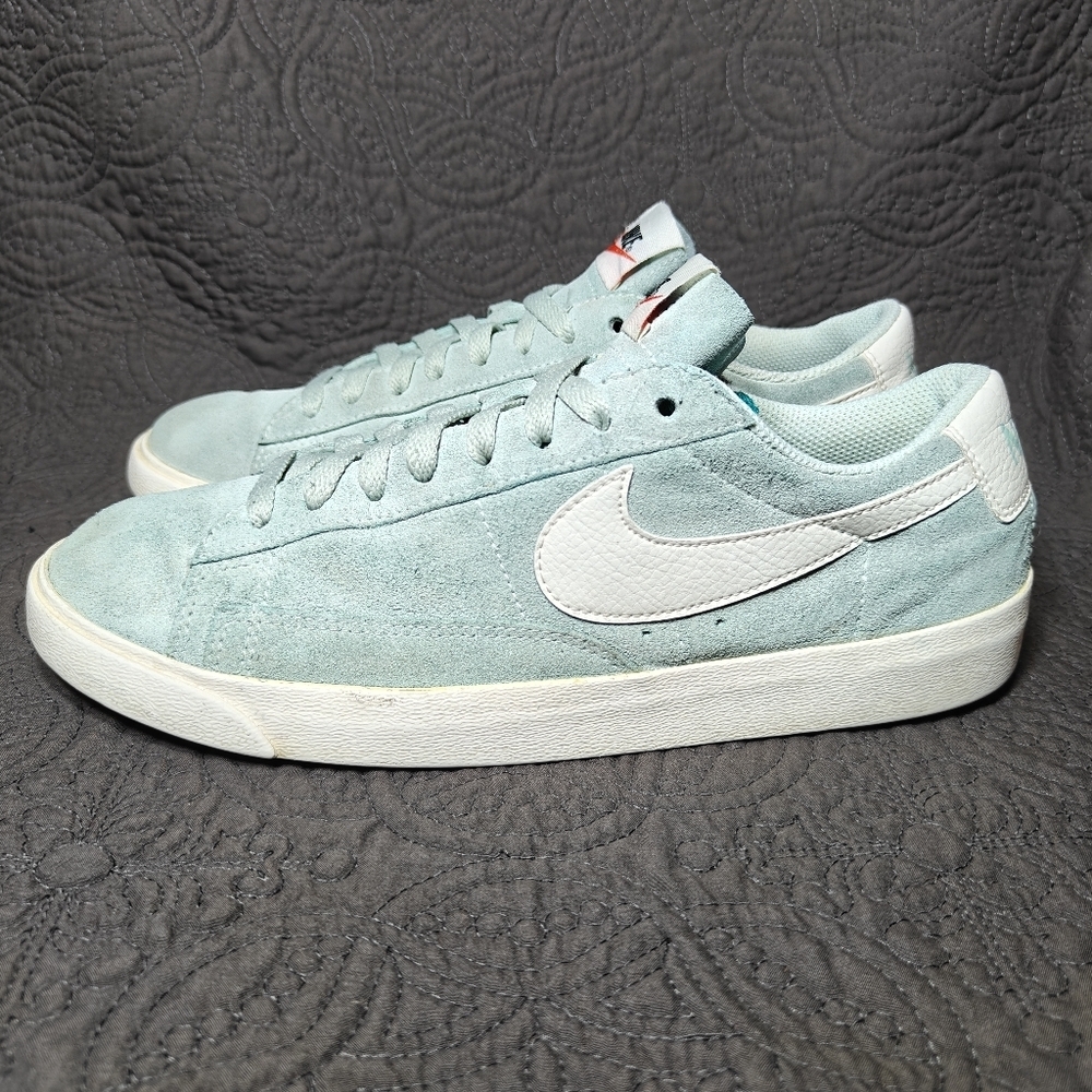 Nike Blazer 77 Low SD Igloo/Sail Vintage Leather Casual Sneaker Womens Shoe 10.5
